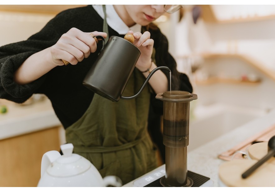 The Three Waves of Coffee